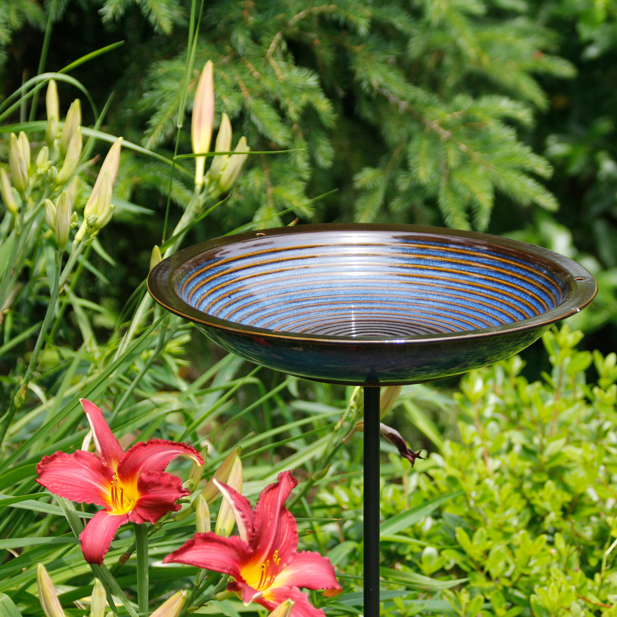 Circles Bird Bath, Post Style  --  Outlet Stock