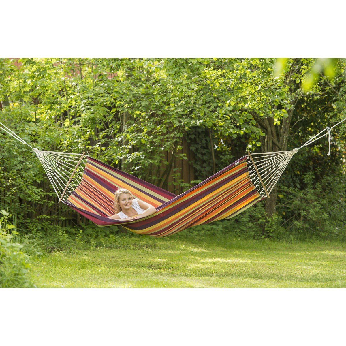 Brasilia Hammock in Tropical